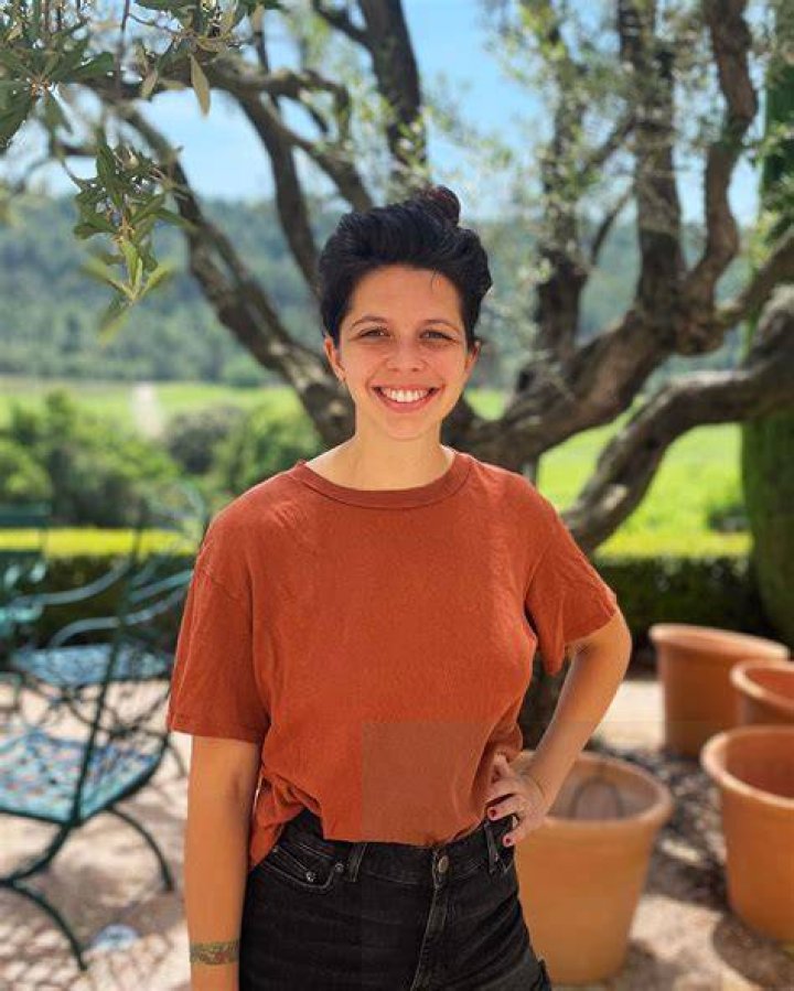 Clara Alm&aacute;nzar
