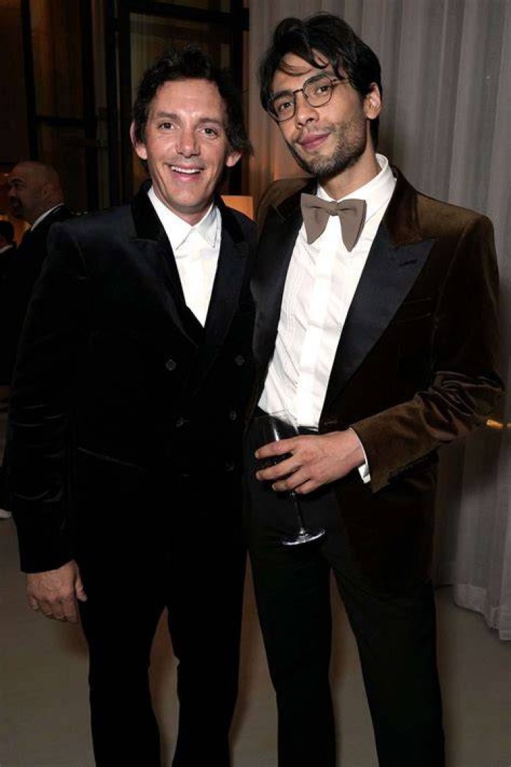 Diego Calva and Lukas Haas in Babylon