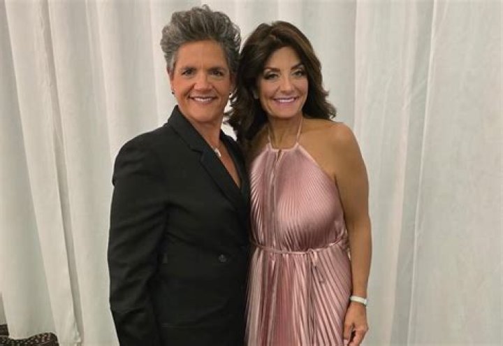 rosie pierri kathy wakile