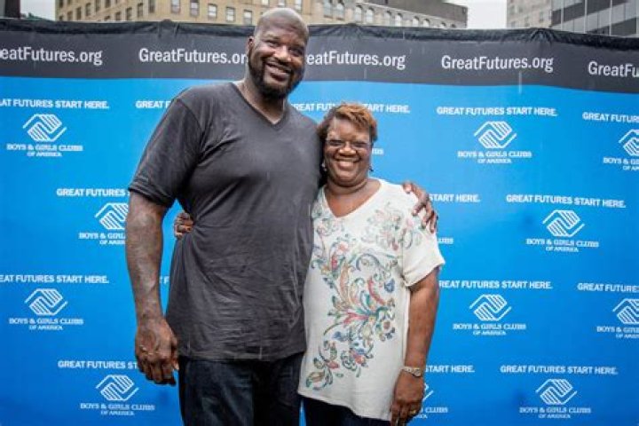 shaq mom lucille